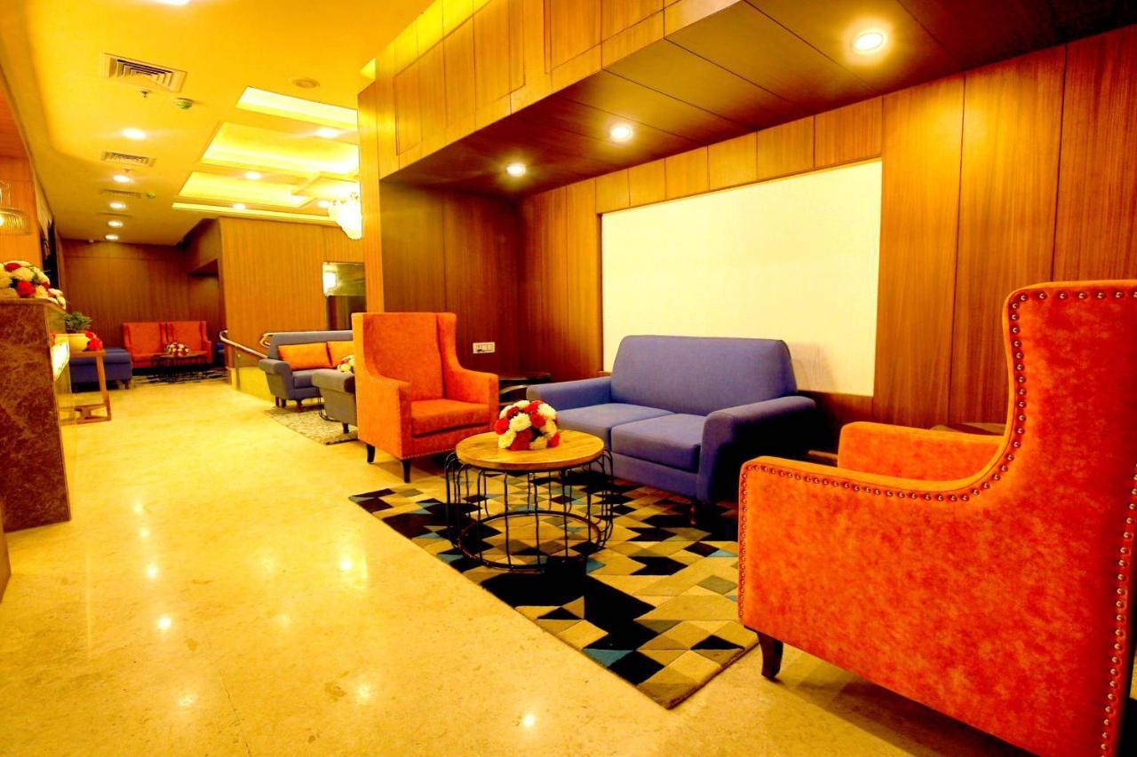 Hotel The Fern Residency Noida Exterior foto