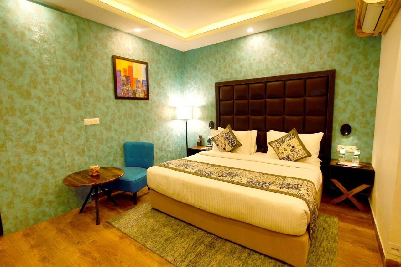 Hotel The Fern Residency Noida Exterior foto