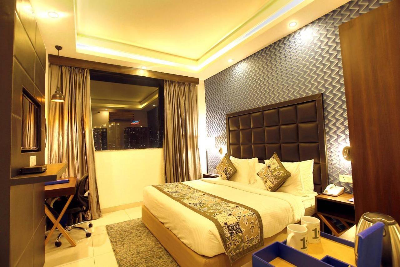 Hotel The Fern Residency Noida Exterior foto